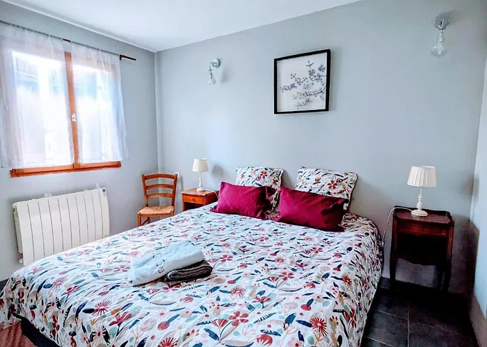 度假居 Maisonnette Eaunes