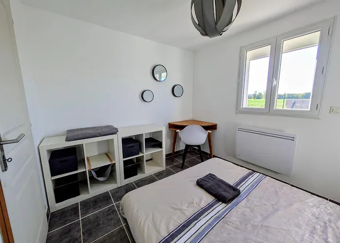 Maisonnette 度假居 *